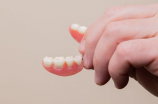 保护牙齿(保护牙齿的重要性及常见方法)